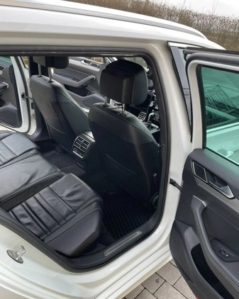 Volkswagen Passat cena 77000 przebieg: 195191, rok produkcji 2016 z Grodków małe 301